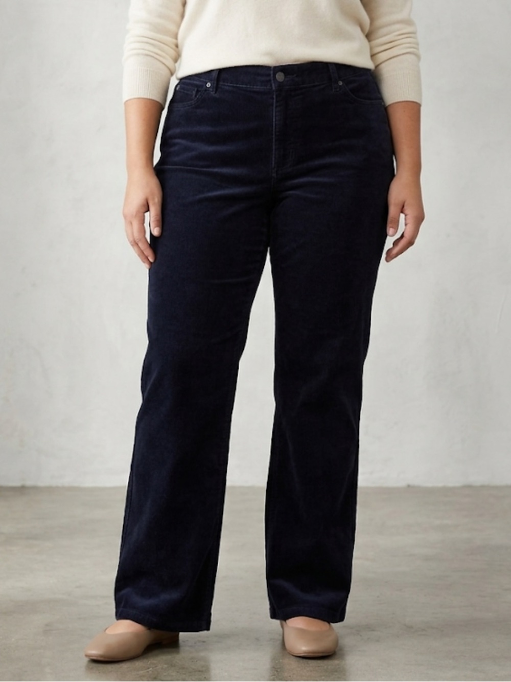 L.L. Bean Straight‑Leg Corduroy Pants Size 16 Classic Outdoor Core Quiet‑Luxury